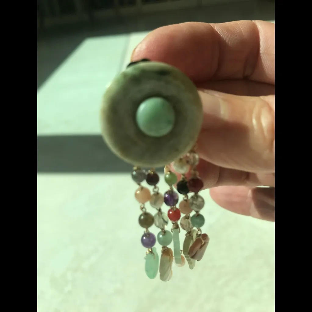 Flirty Vintage Nephrite Jade/Pearl/amethyst/garnet beads clip earrings Green - Image 9