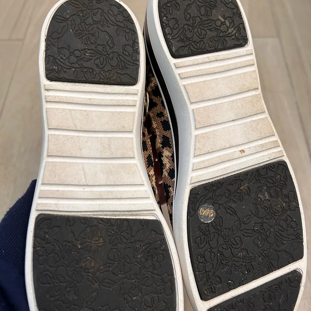 Aubrey Lynn ballet style sneakers size 9 - Image 4