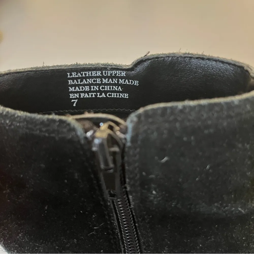 Van Velze & Smith Cullinan Leather Suede Distressed Heeled Ankle Boots Black 7 - Image 8