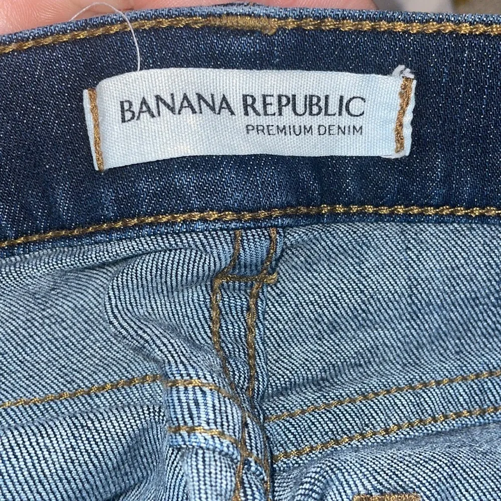 Banana Republic Women’s Sz 25 Straight Leg Jeans - Image 3