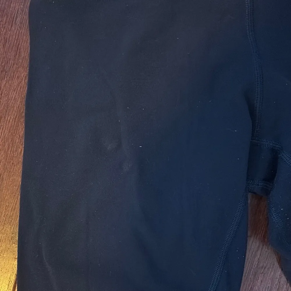 Lululemon Navy Size 4 Biker Shorts - Image 5