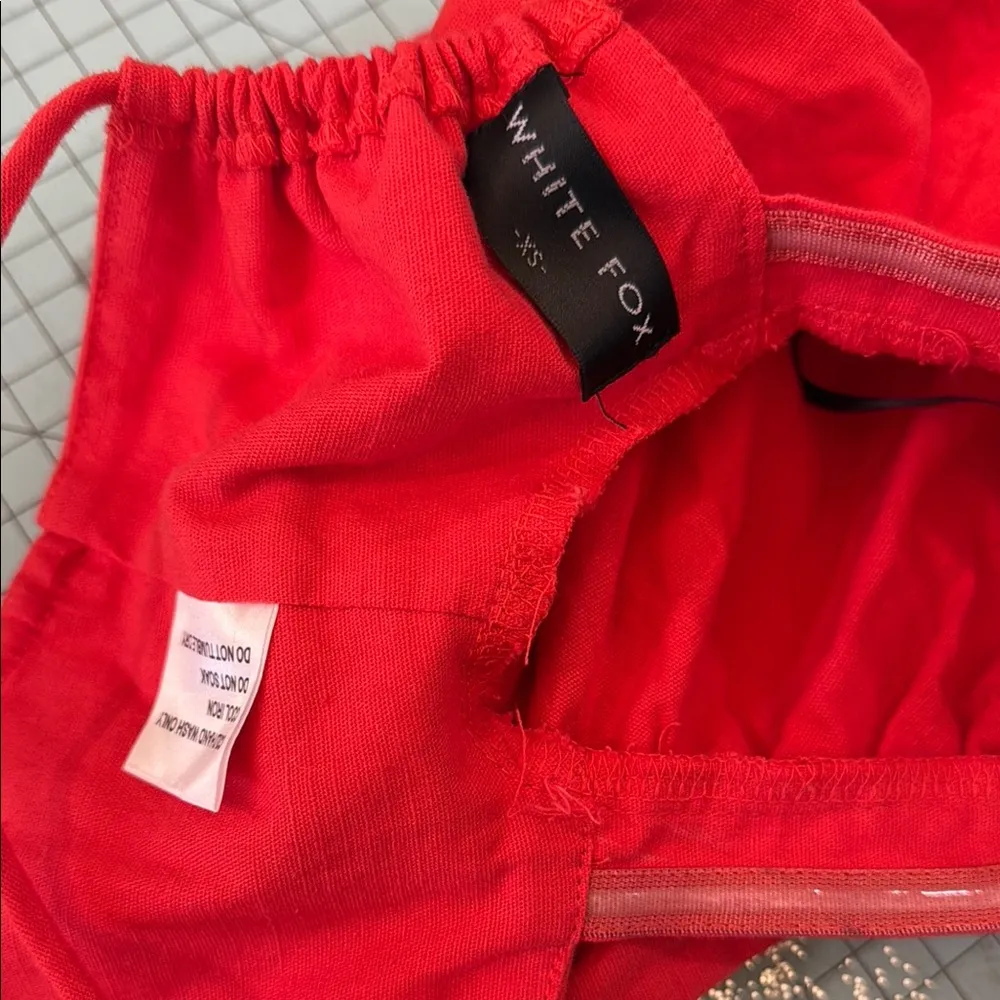 White Fox Boutique Red Puff Sleeve Crop Blouse - Image 4