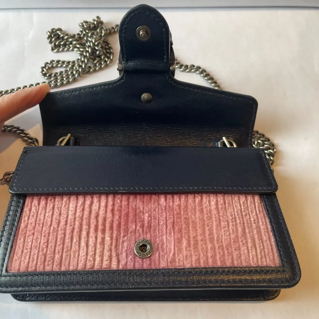 Gucci Dionysus Mini Pink Corduroy and Leather Shoulder/Crossbody Bag - Preowned - Image 3