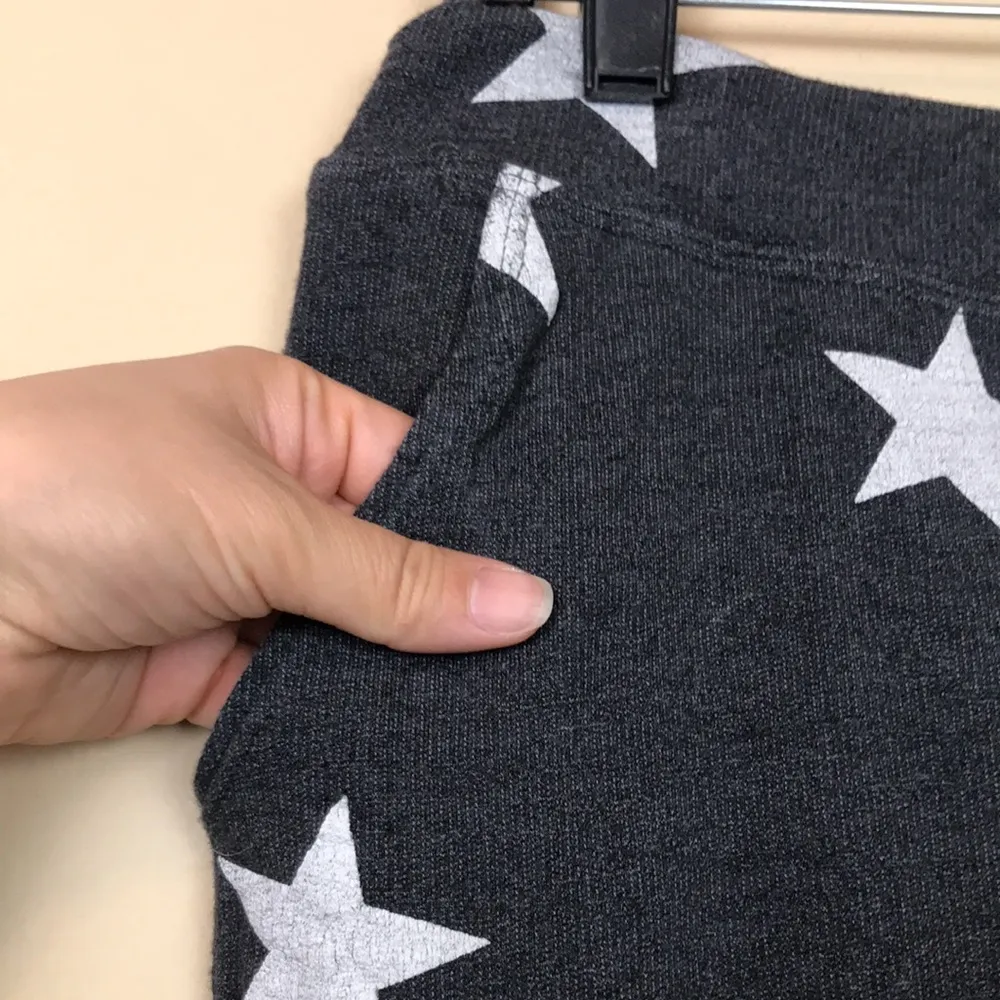 Sundry Women’s Star Graphic Print Gray Ivory Drawstring Comfy Mini Skirt - Image 3