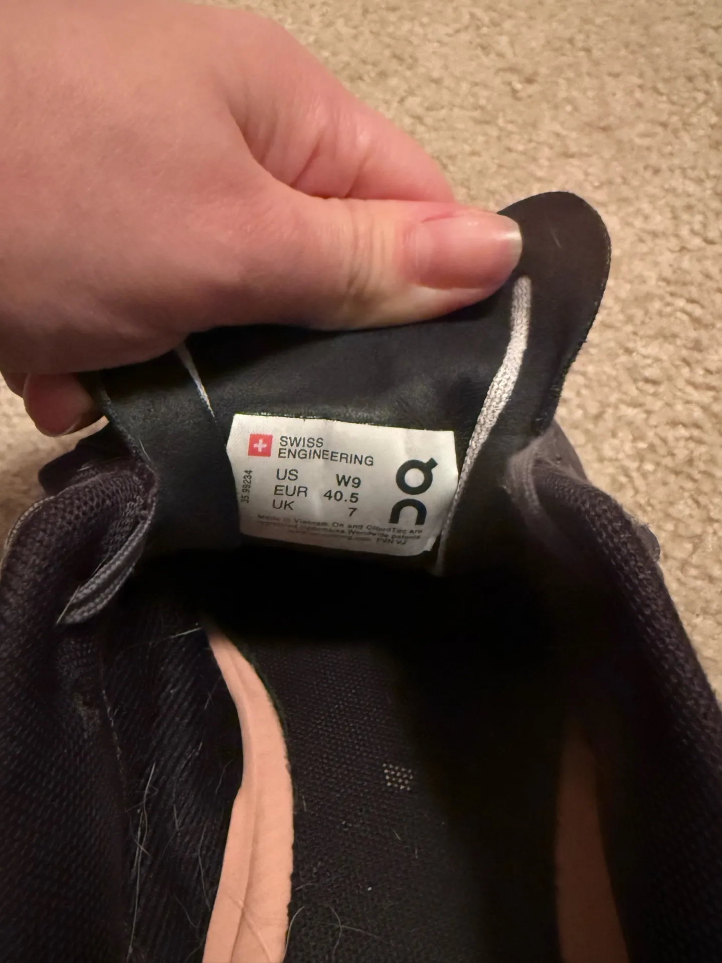 Womens on cloud flow shoes - Image 5