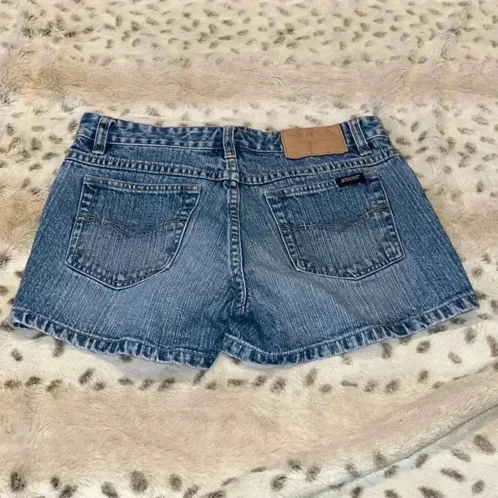 Squeeze Stephen Hardy Shorts Size undefined - Image 2