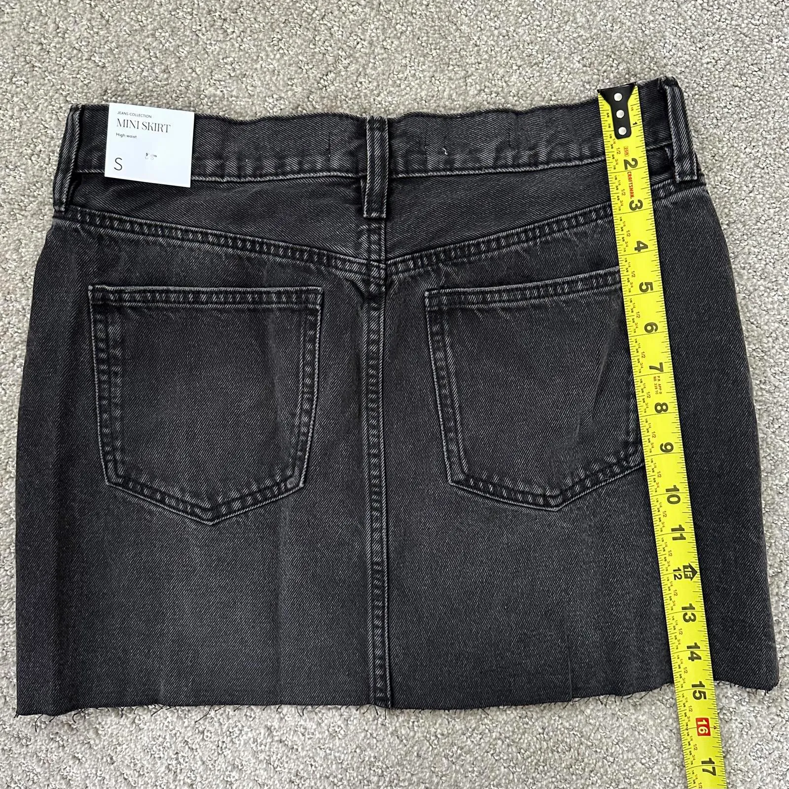 Mango Denim Miniskirt with Frayed Hem Elena Black Wash NWT Small - Image 4