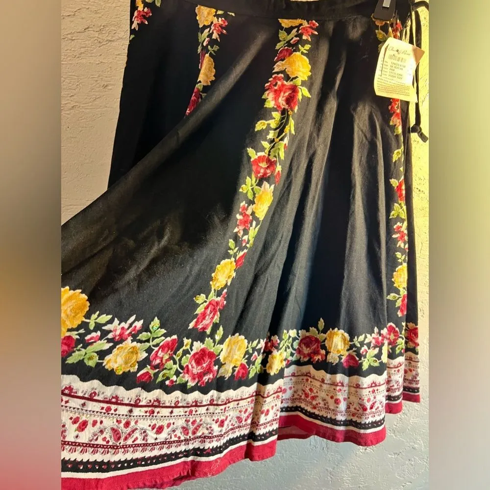 Gorgeous Skirt -Refuge Charlotte Russe, cotton w  small sequin detail on florals - Image 7