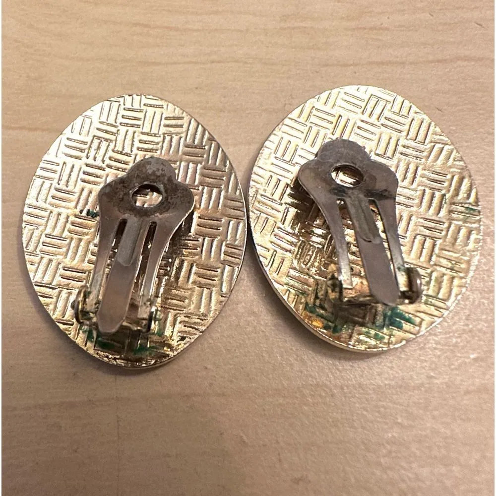 EUC Cloisonne Butterfly and Floral Earrings Gold - Image 6