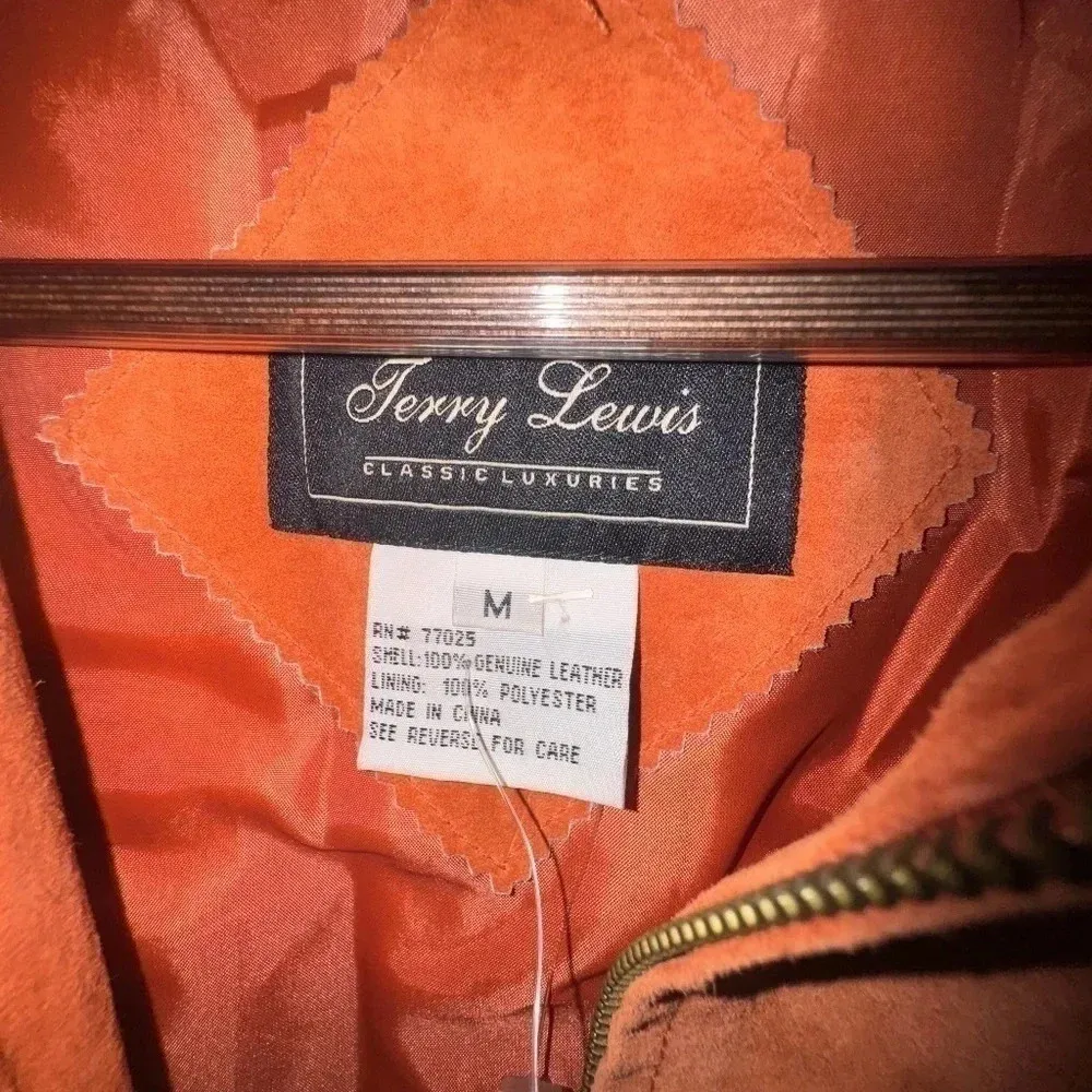NWT Terry Lewis‎ women’s Leather Jacket Coat zipper orange coral size medium - Image 3