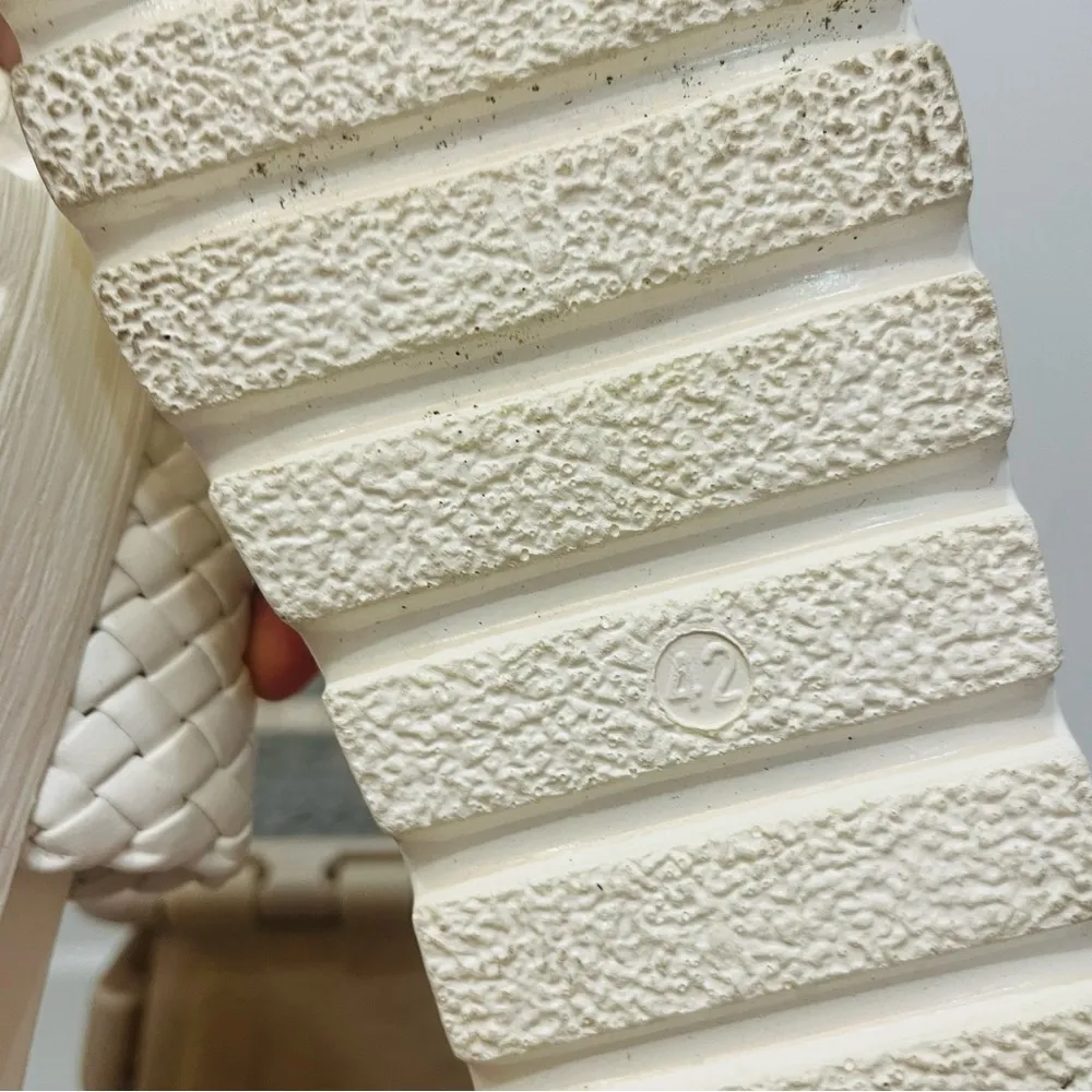 Boutique Platform Sandals Braided Strap Flatform Slide wedge white size 11 - Image 6