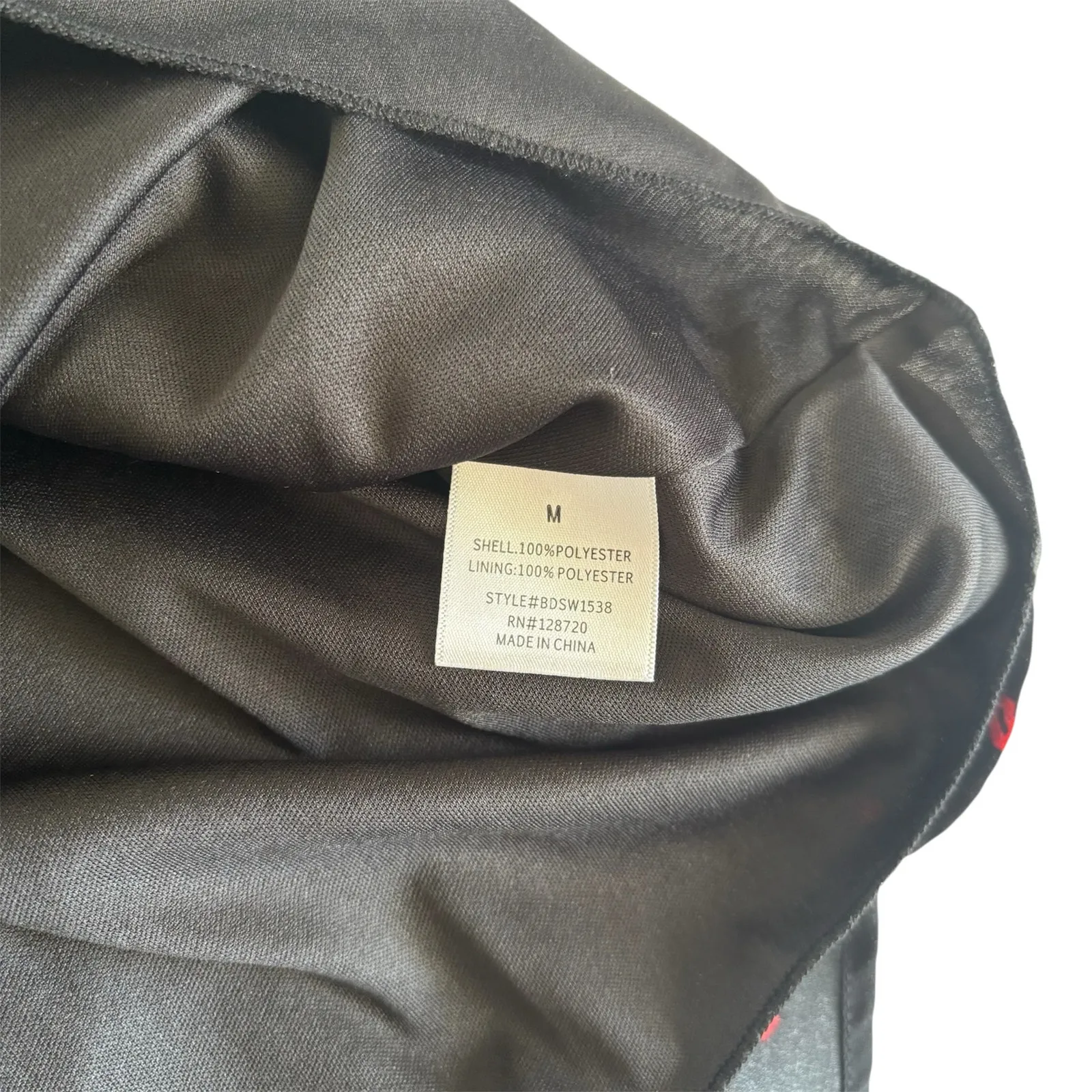 Francesca's Jun & Ivy Black Heart and Lips Kiss Print Mini Skirt Pull On Medium - Image 6