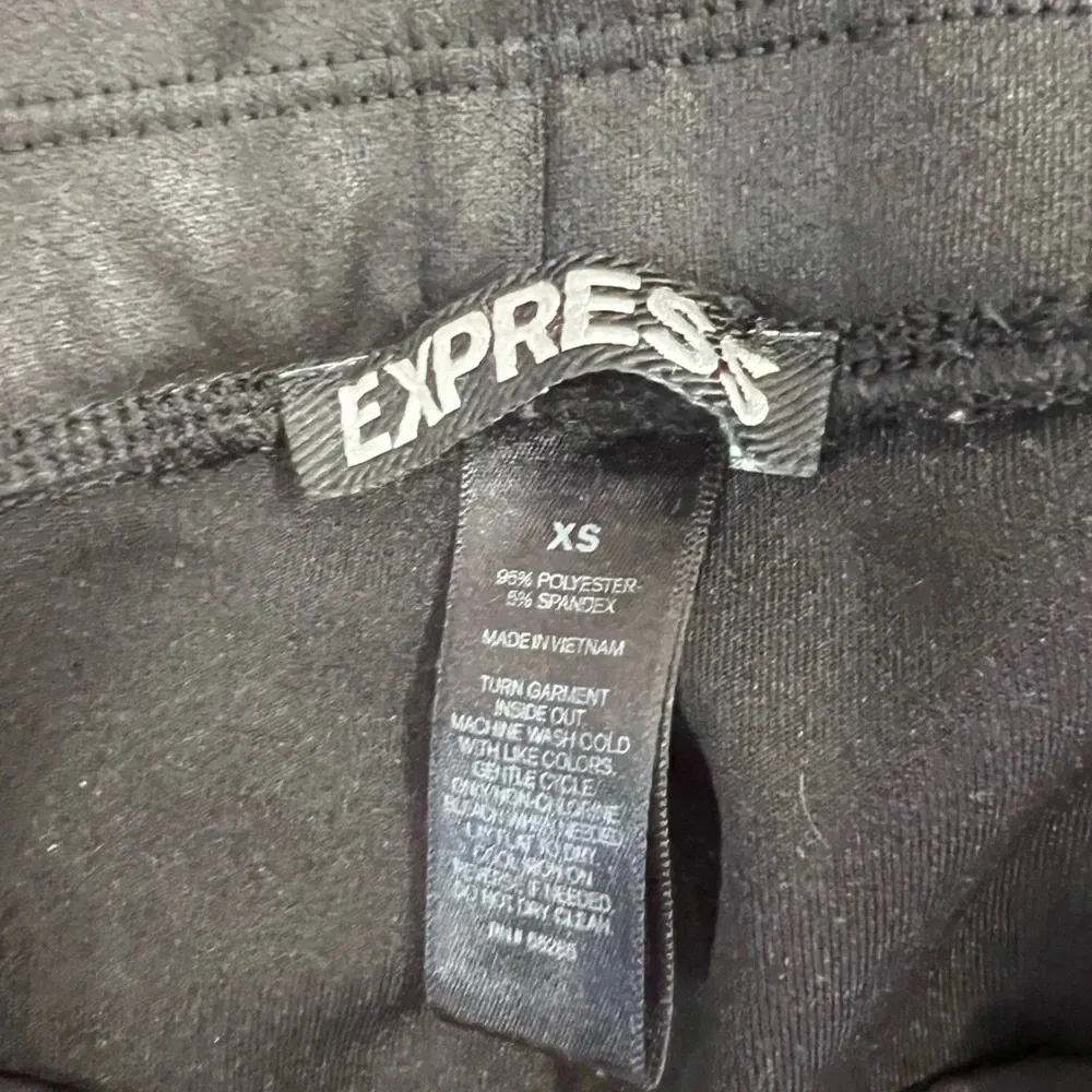 Express faux leather leggings with zippers - Image 3