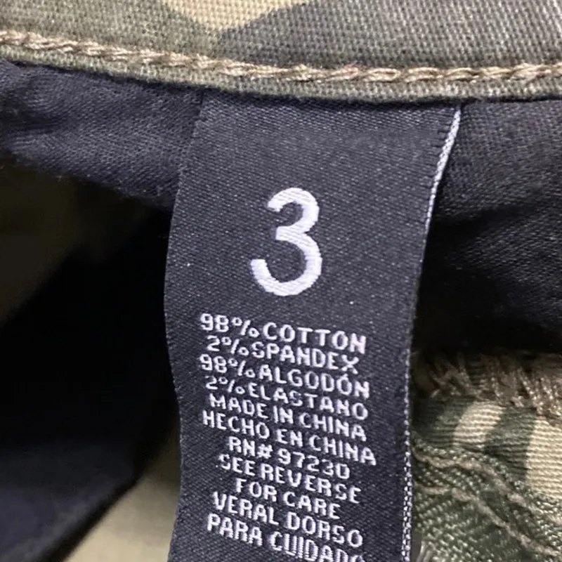 Almost Famous Women's Green Camo Camouflage Belted Skinny Bemuda Cargo Shorts 3 - Image 5