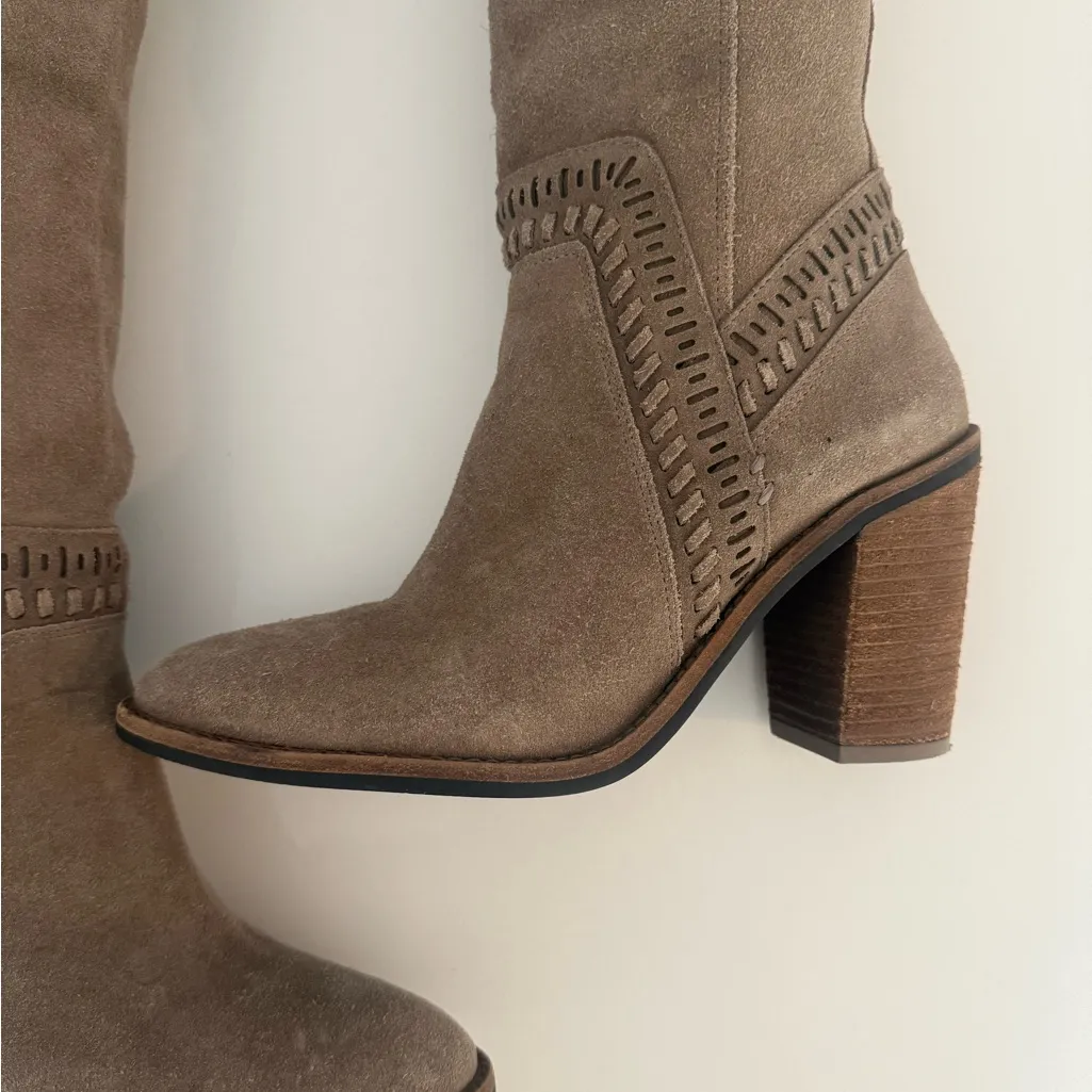 Vince Camuto Madalee Stylish gray/ Tan Suede Leather Knee-High Boots Sz 8 - Image 3