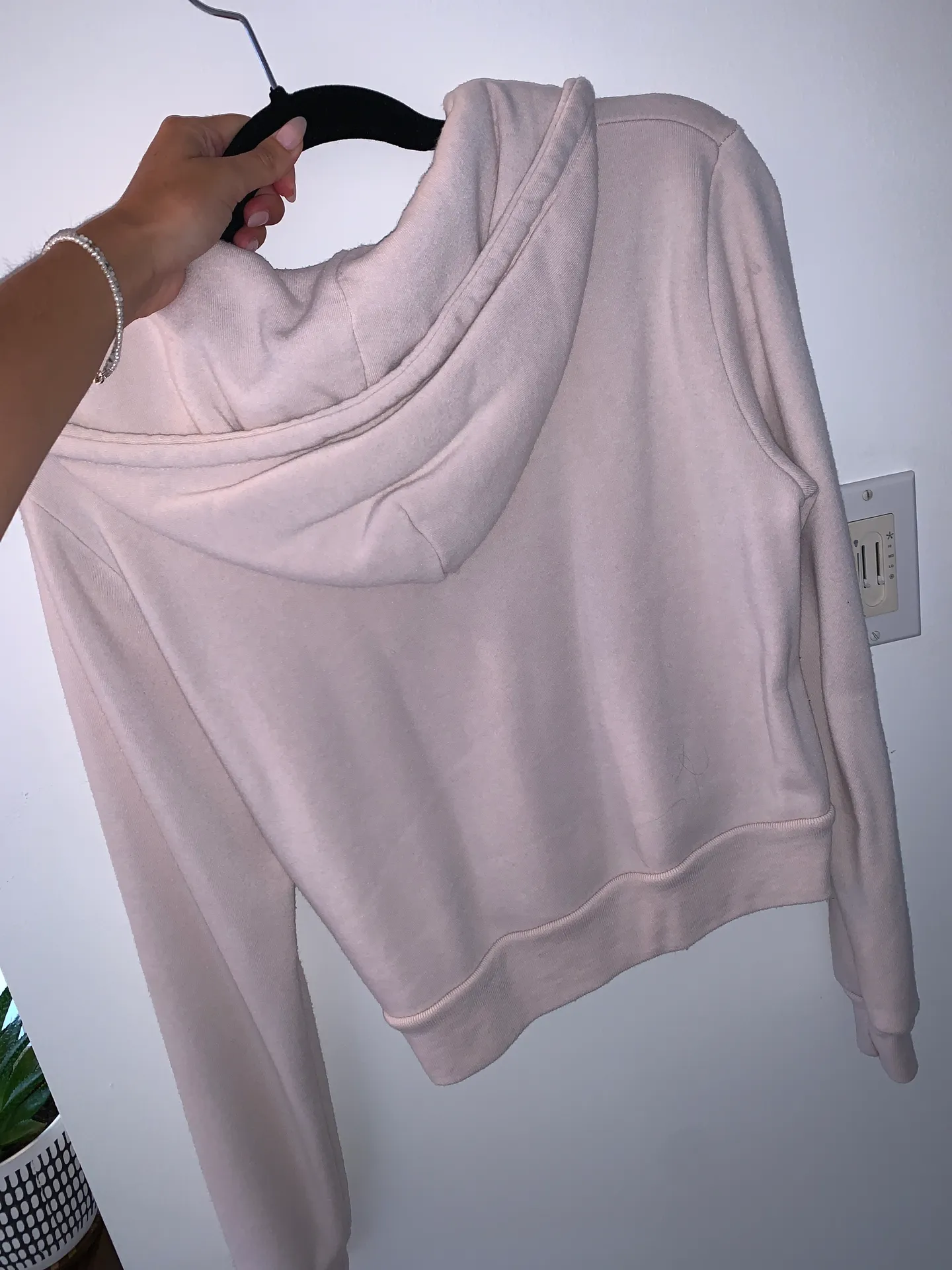 Brandy Melville Sweatshirt - Image 2