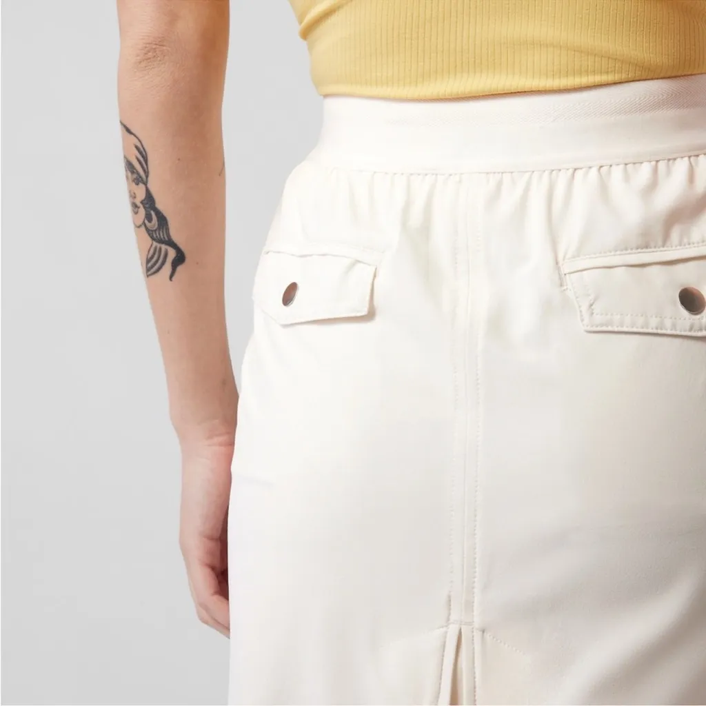 Athleta Vienna Cargo Skort Magnolia White 14 - Image 4