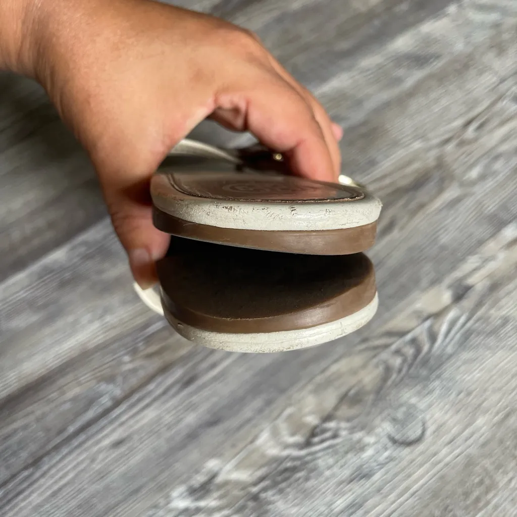 Tory Burch Women's Beige Sandals - Image 5