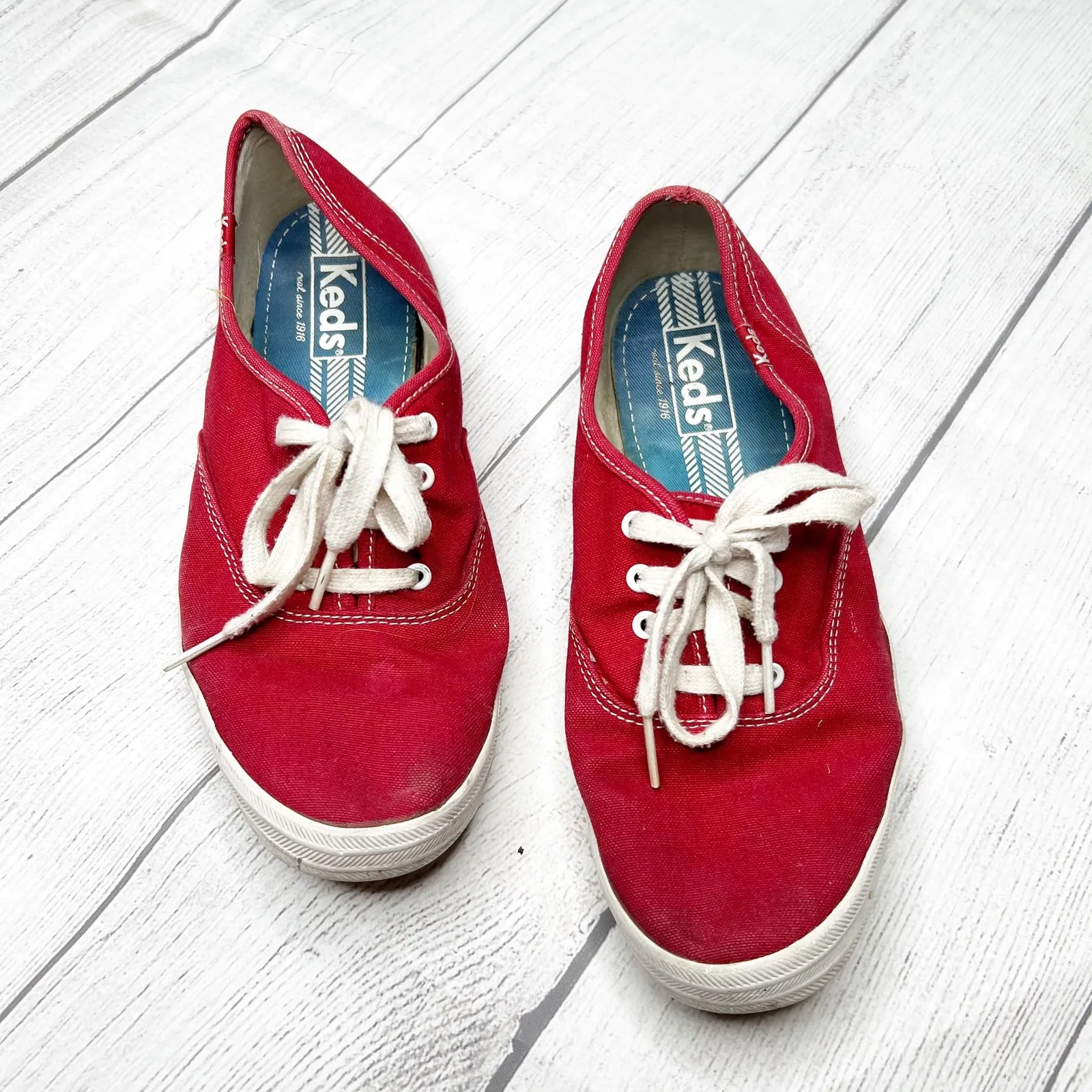 Keds Original Red Canvas Sneaker Shoes Classic Minimalist US 7 UK 4.5 EUR 37.5 - Image 2