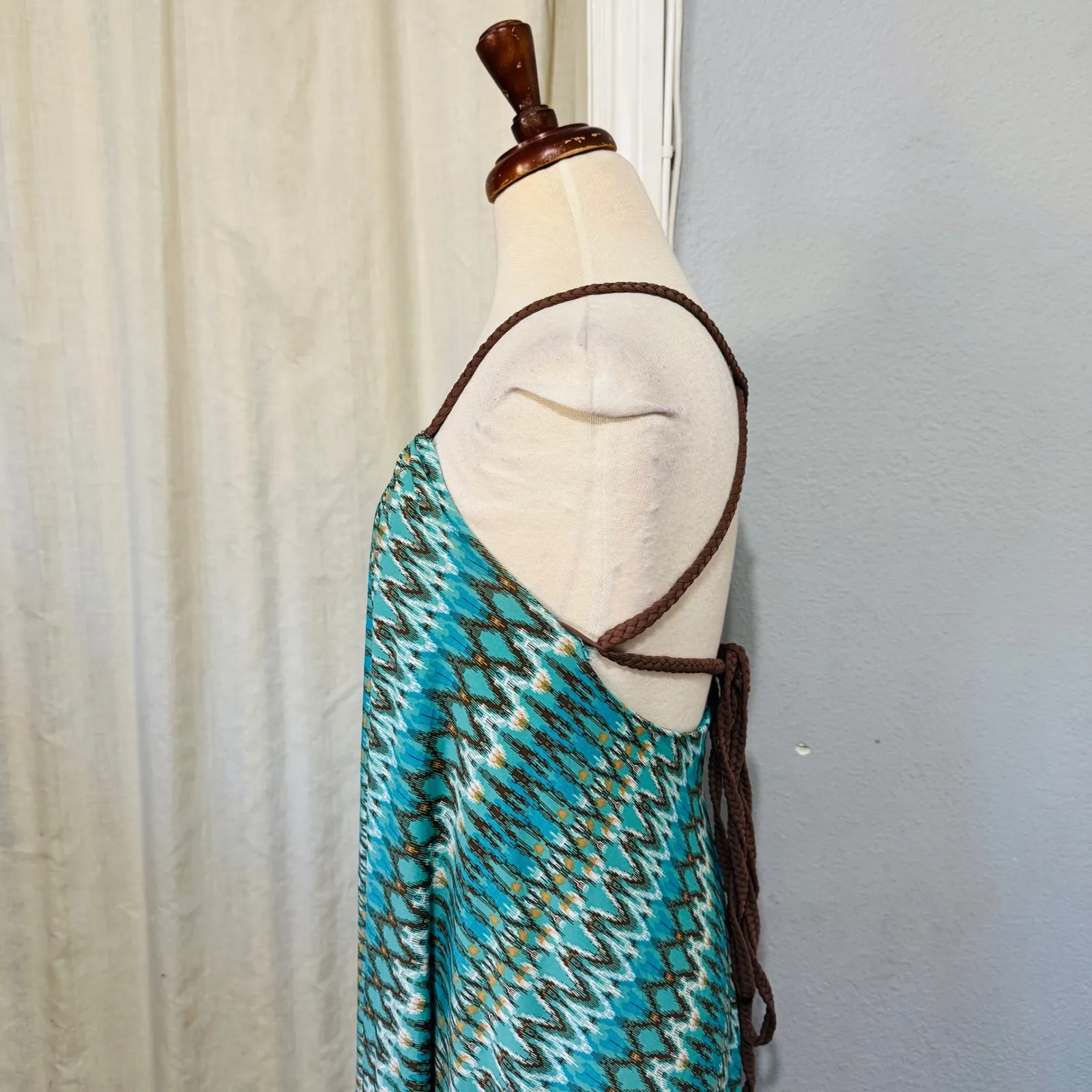 BCBGMAXAZRIA Turquoise Ikat Tribal Print Halter Neck Maxi Dress Sz S Crisscross - Image 7