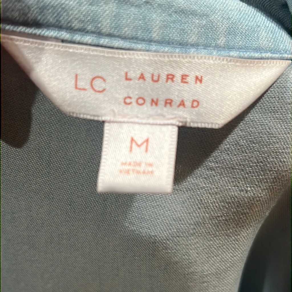 Lc Lauren Conrad blue short sleeve button up blouse - Image 6