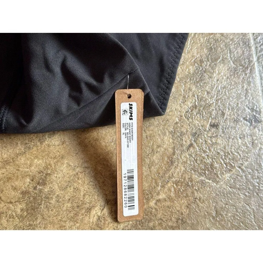 Skims Fits Everybody High Waisted Short Onyx Size XL - Image 10