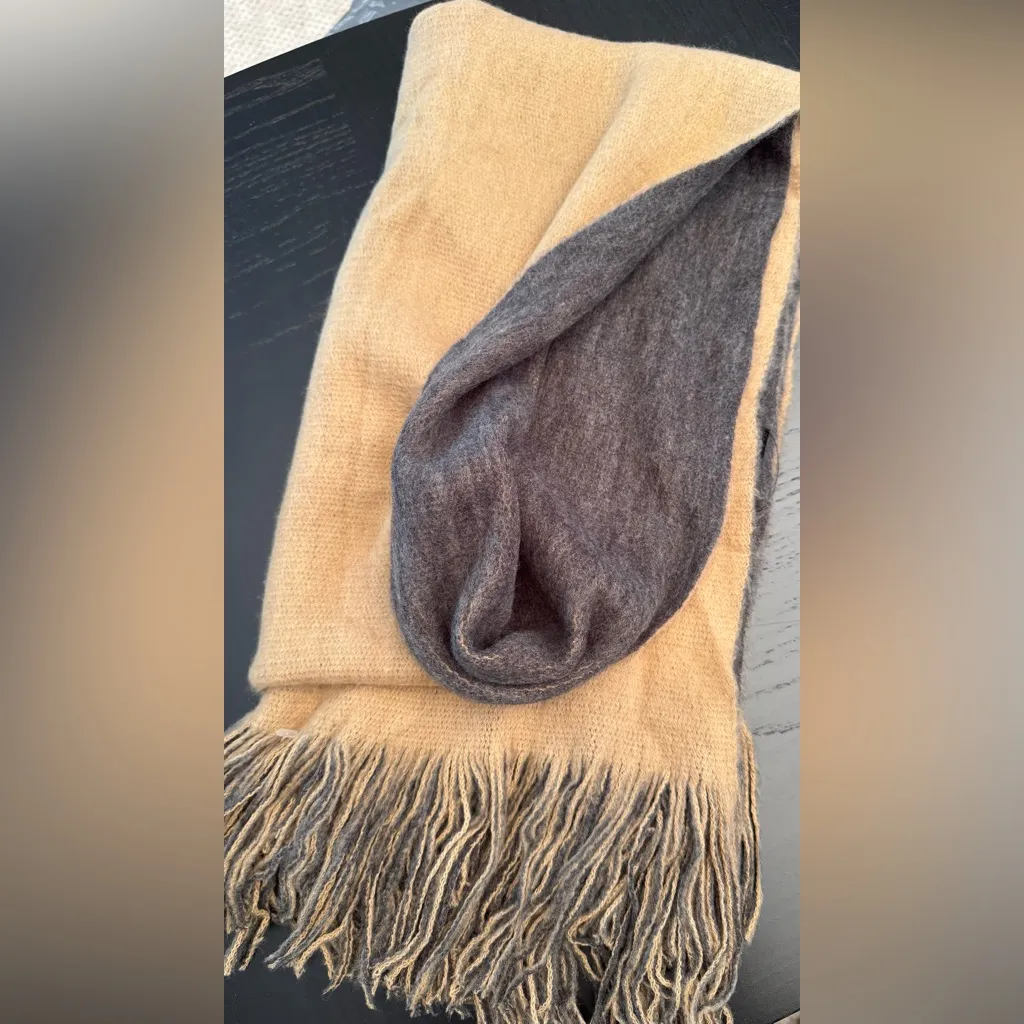 Blanket shawl reversible camel and grey soft cozy warm - Image 8