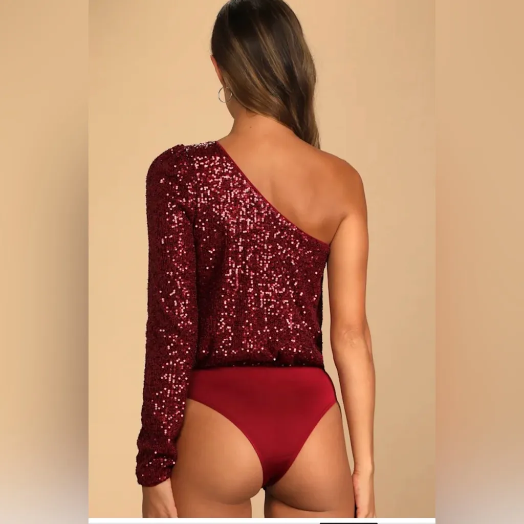 Lulu's Wine Red Sequin One - Image 5