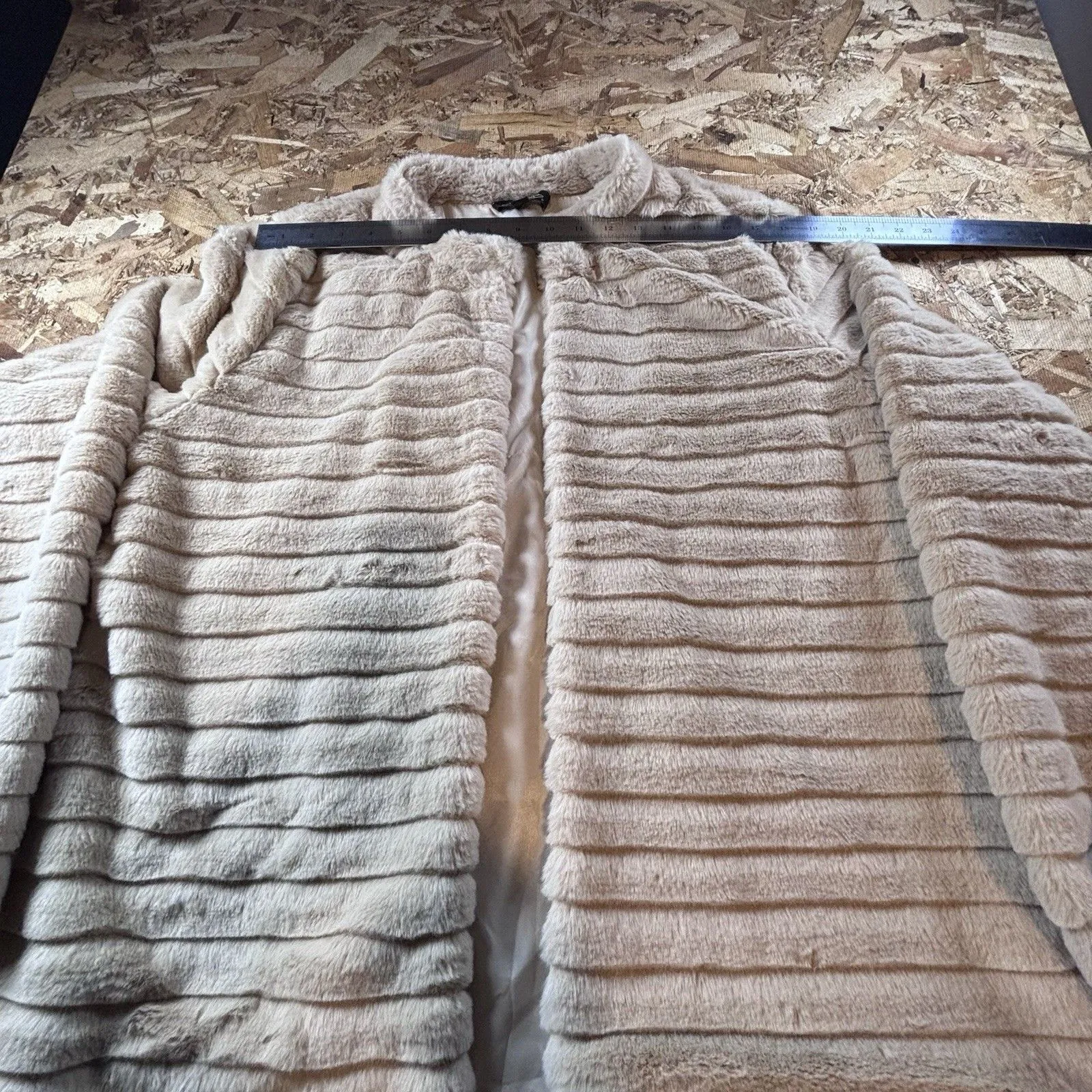 Suzanne Betro Faux Fur Ribbed Plush Jacket Beige Open Front Women's 1X Cozy - Image 11