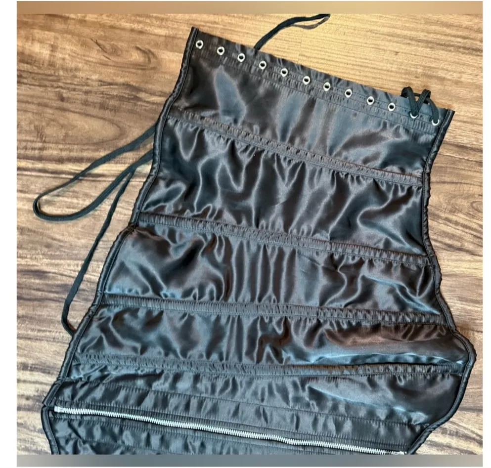 Top Drawer  by Daisy Corsets XXL - Image 4