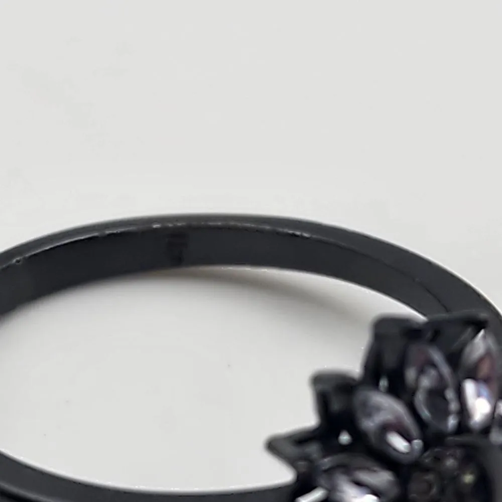 Fragrant Jewels Black Flower & Moon Ring (6.75) - Image 6