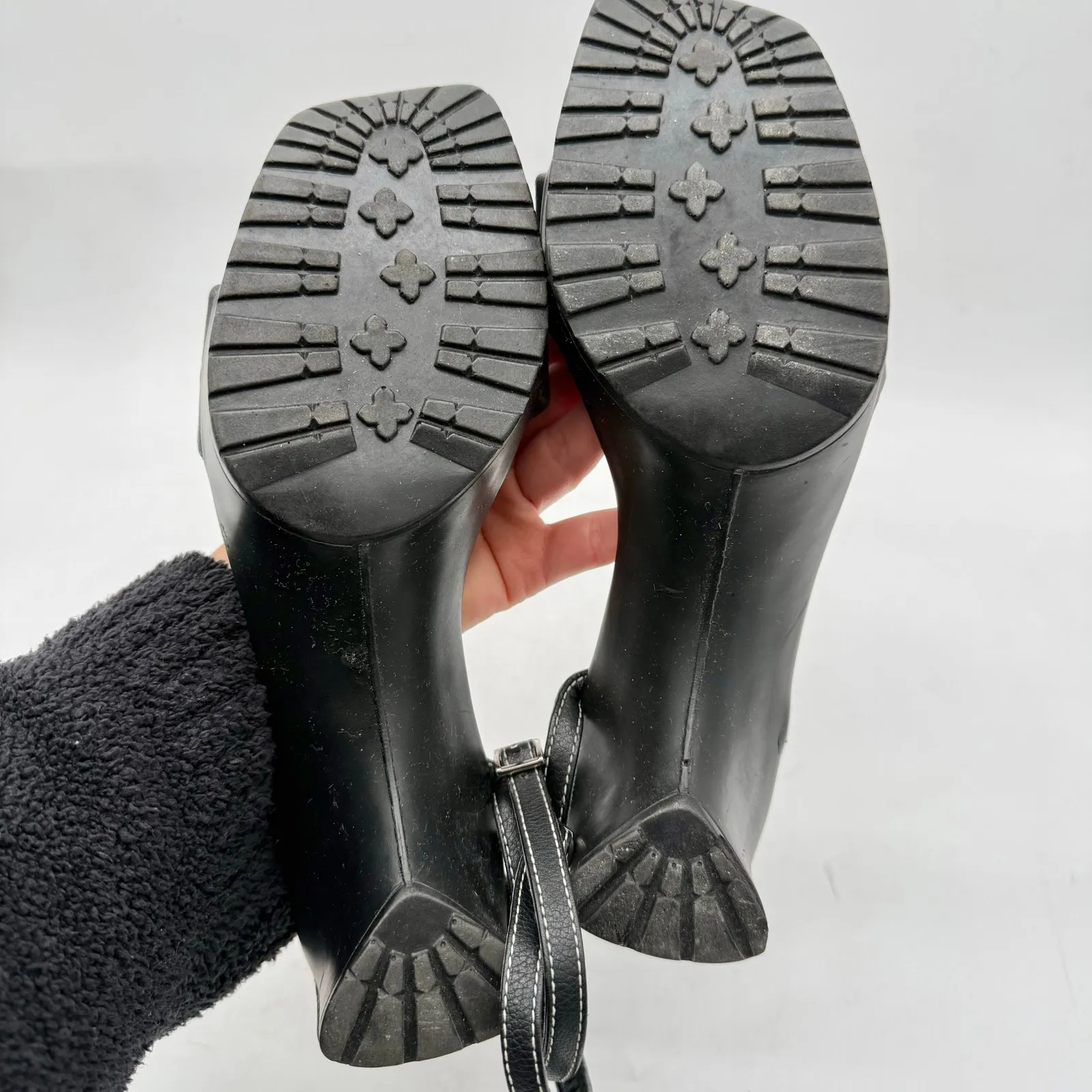 Etienne Aigner Black Leather Block Heel Ankle Strap Maryjane Y2K Sandal 7.5 - Image 7