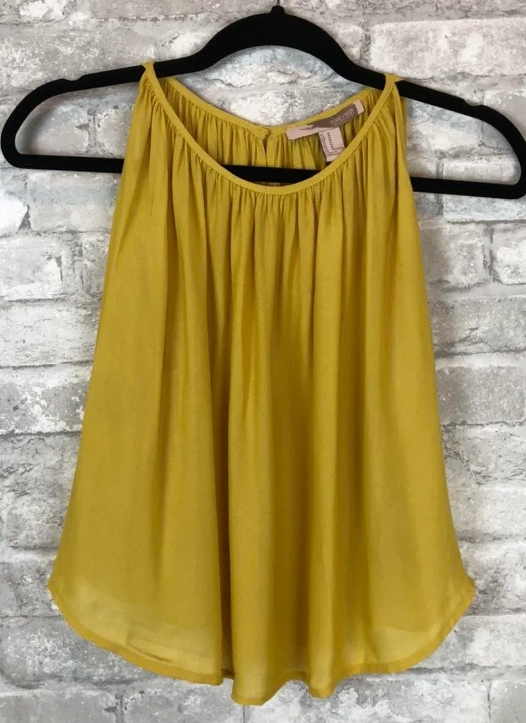 NWT  Sleeveless Woven Top - Image 4