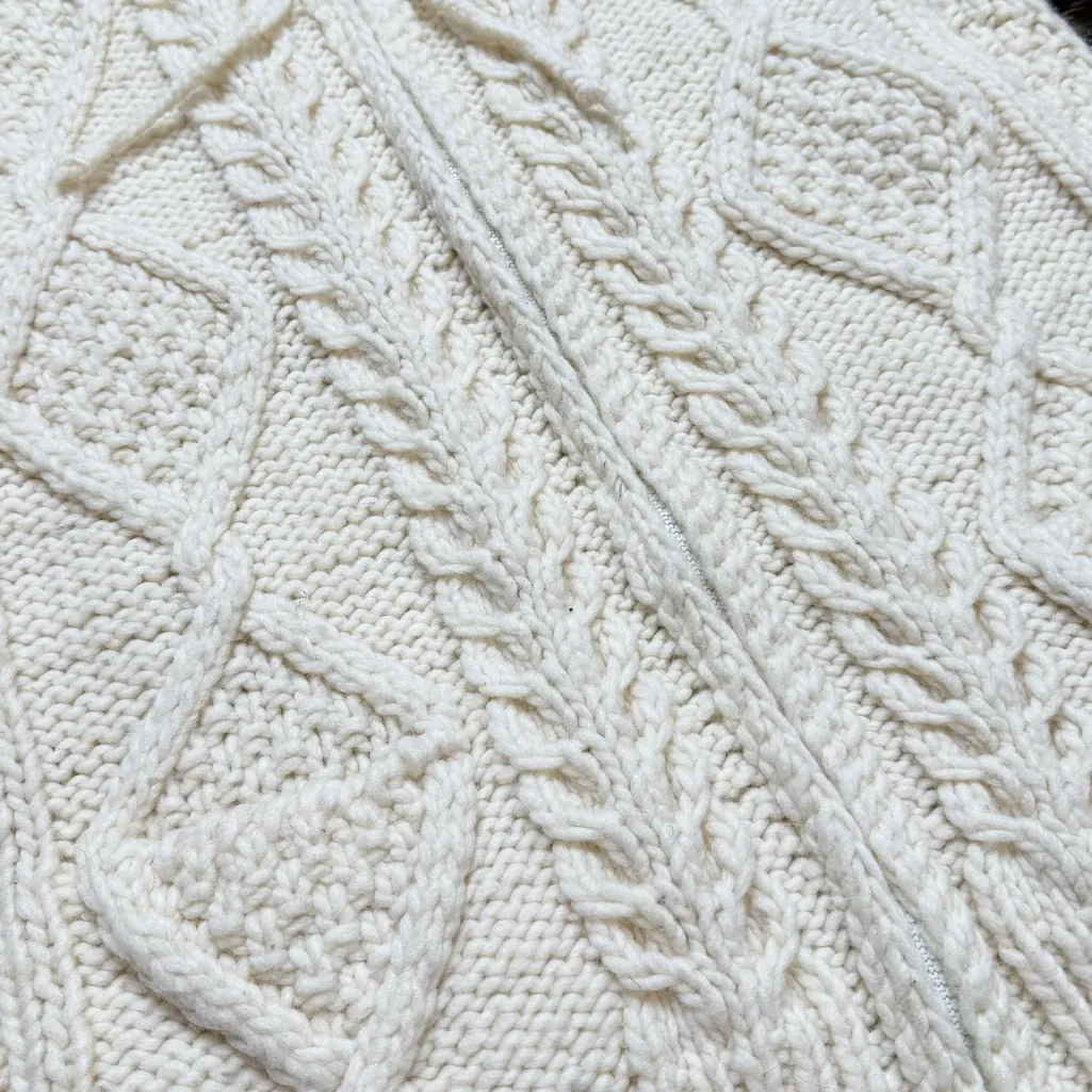 Indian Crafts Cardigan Sweater Hand Knit Ecuador S Small M Medium - Image 2