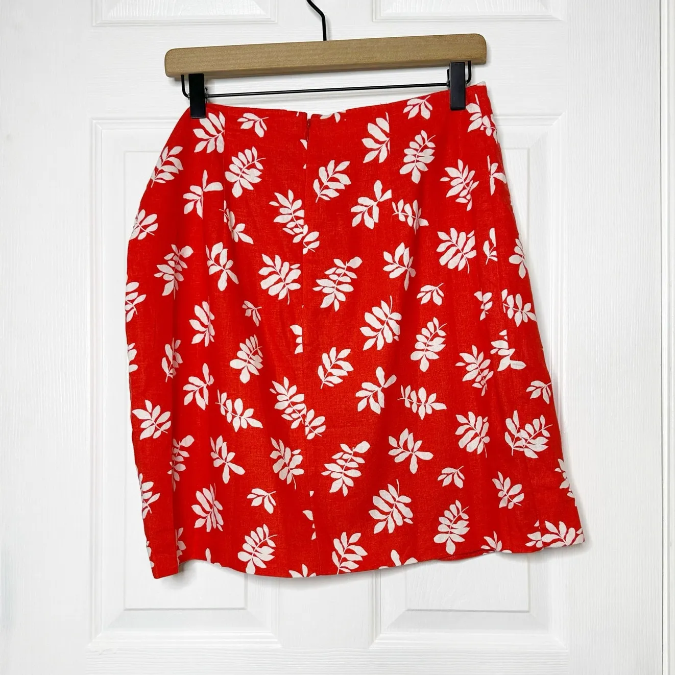 Ann‎ Taylor Linen Blend Red Leaf Print Sarong Skirt Size 6 - Image 5
