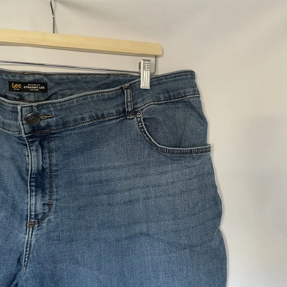 Lee Plus Relaxed Fit Straight Leg Mid Rise Jeans size 42 waist comfortable denim - Image 2