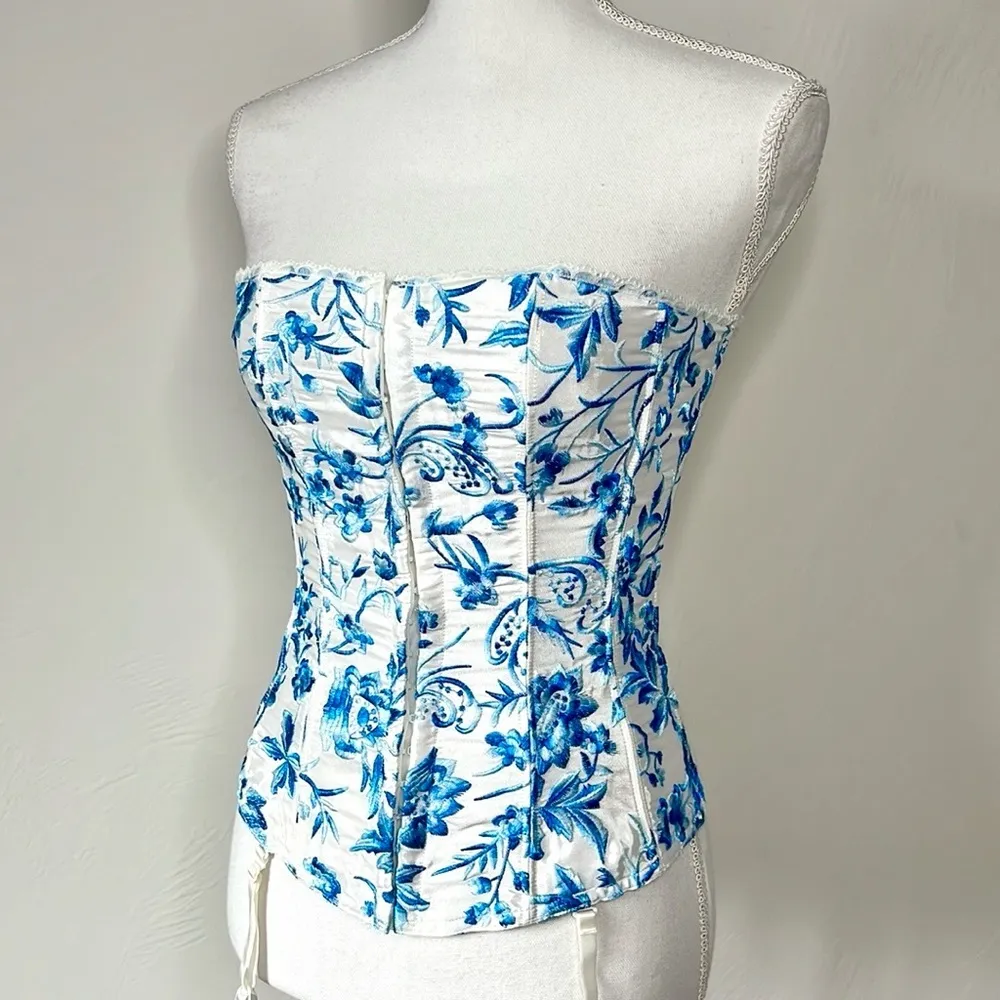 Frederick’s of Hollywood Corset - Image 9