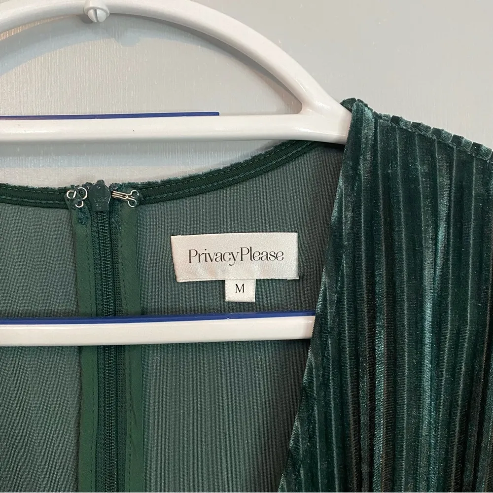 Privacy Please Hayden Mini Dress Size Medium - Image 4