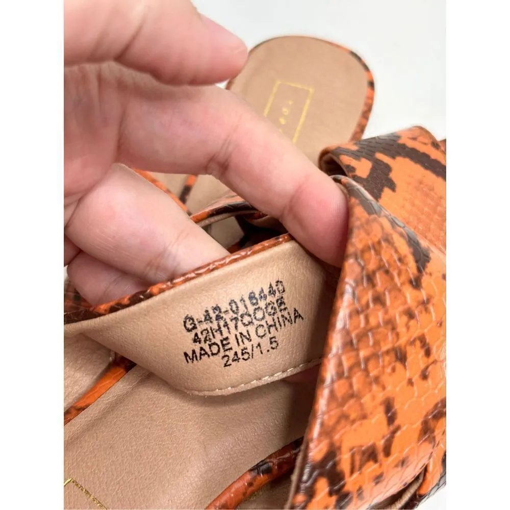 TOPSHOP Sandals‎ Womens Size 7.5 Hop Cross Slide Snake Print - Image 8