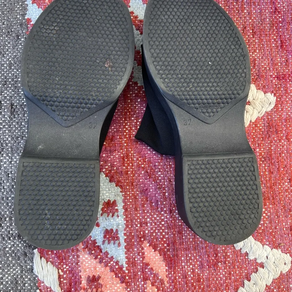 Size 37 (6.5) women’s Steve maddens slinky30 black platform sandals 90s Y2K - Image 4