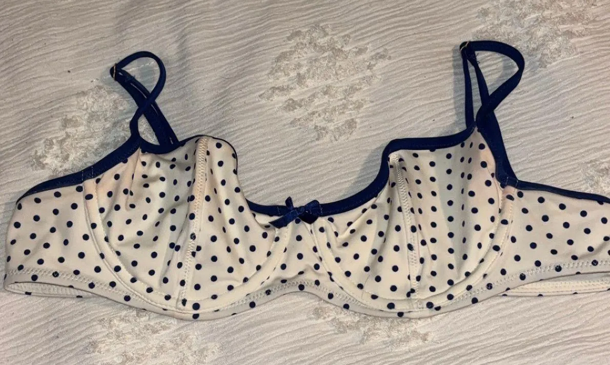 Frankie’s Bikinis - Image 2