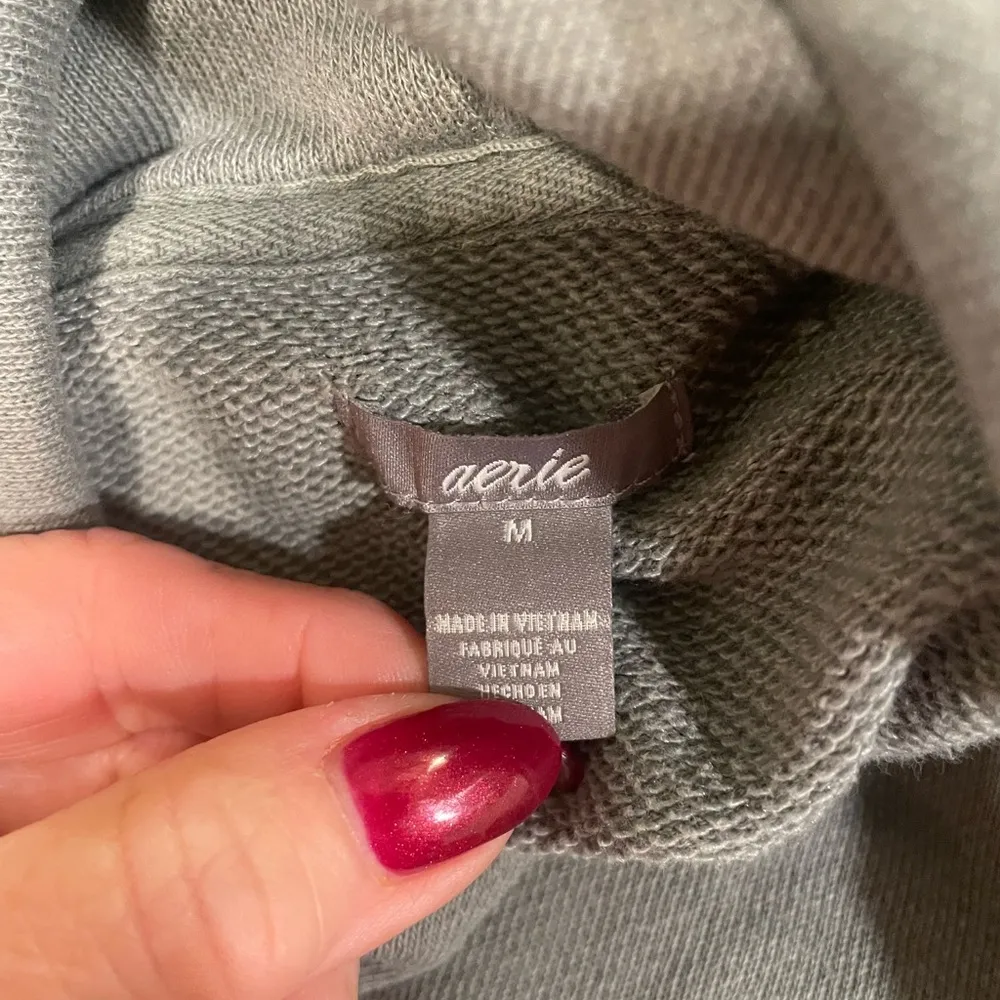 Aerie Turtleneck Size M - Image 3