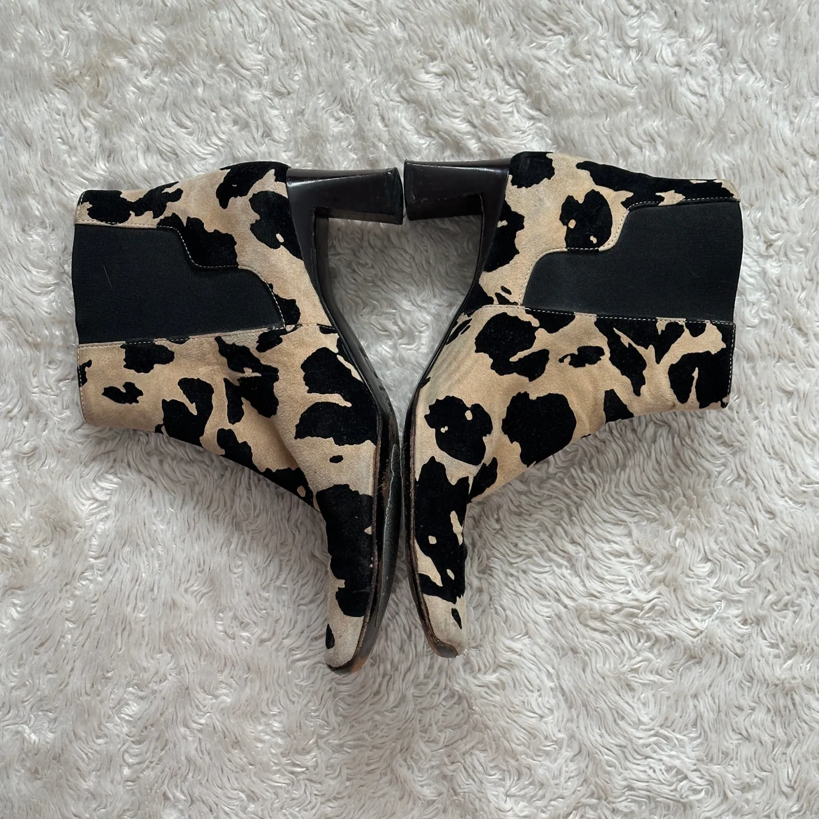Vintage 90s Y2K Via Spiga 7.5 Cow Print Suede Square Toe Slip on boots Wood Heel Black - Image 4