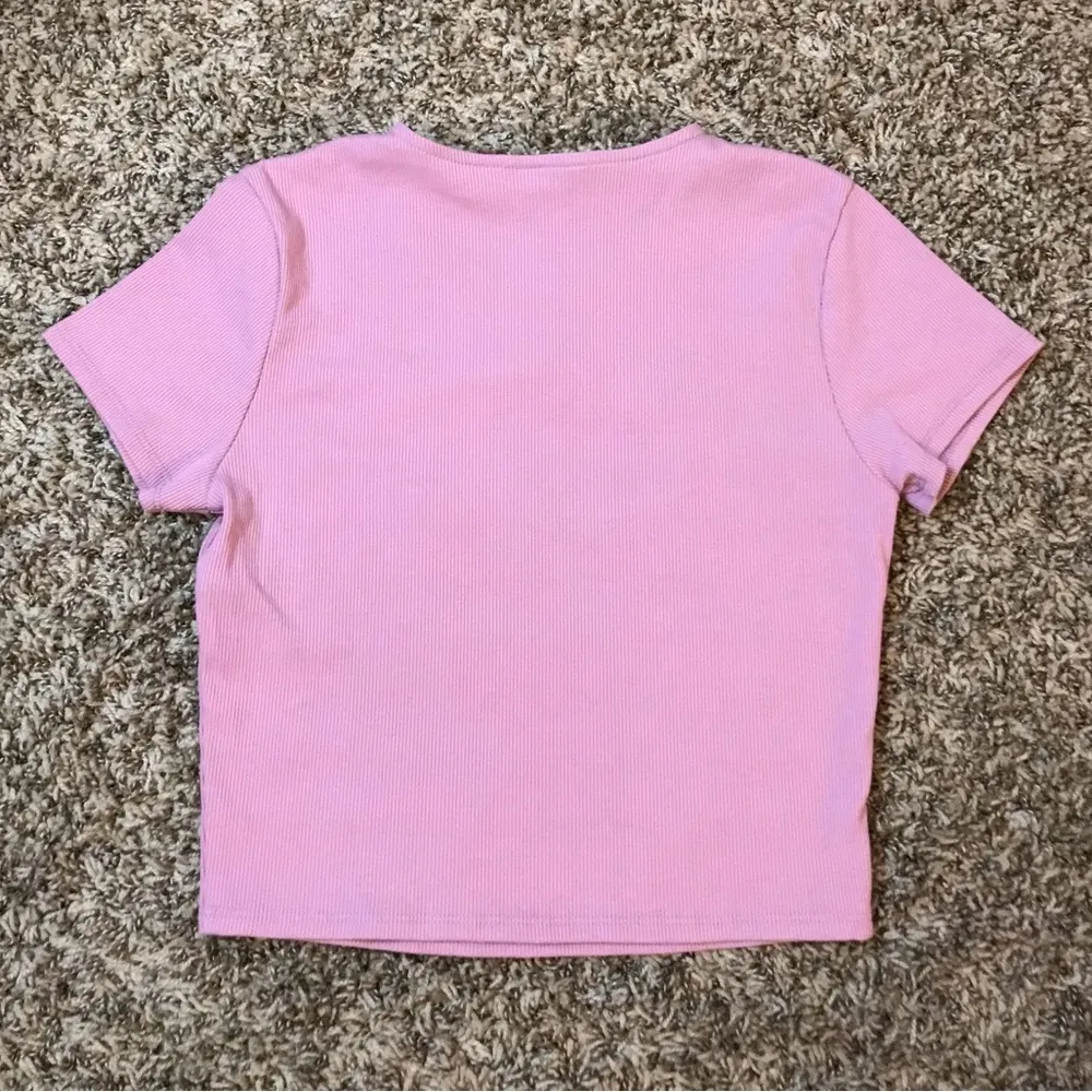 cropped short sleeve t-shirt - Image 7