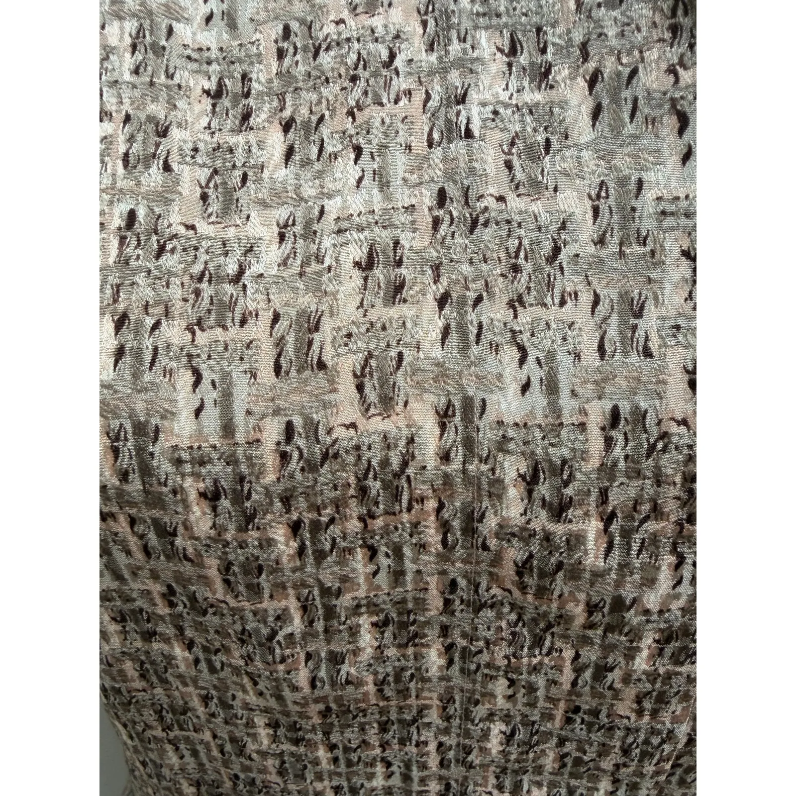 Anne Klein Silk Button Up Shirt Womens Large Beige Abstract Print Career Chic - Image 3