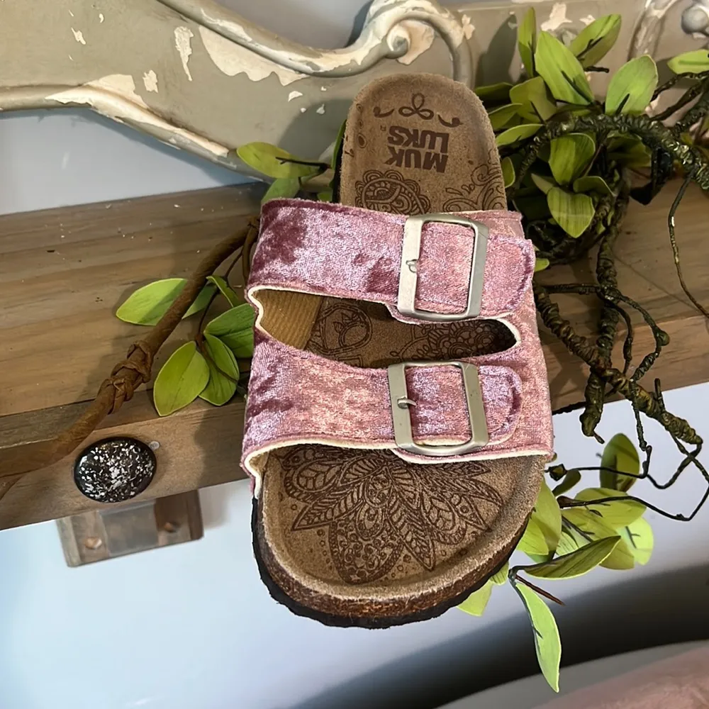 Muk Luks Sandals Slides EXCELLENT Rose Womens 7 Velour Velvety Pink - Image 6