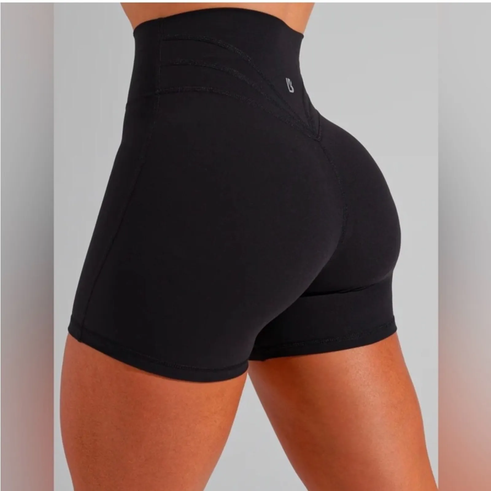 NWOT BuffBunny Legacy Shorts and Rosa Bra Set Size XS - Image 4