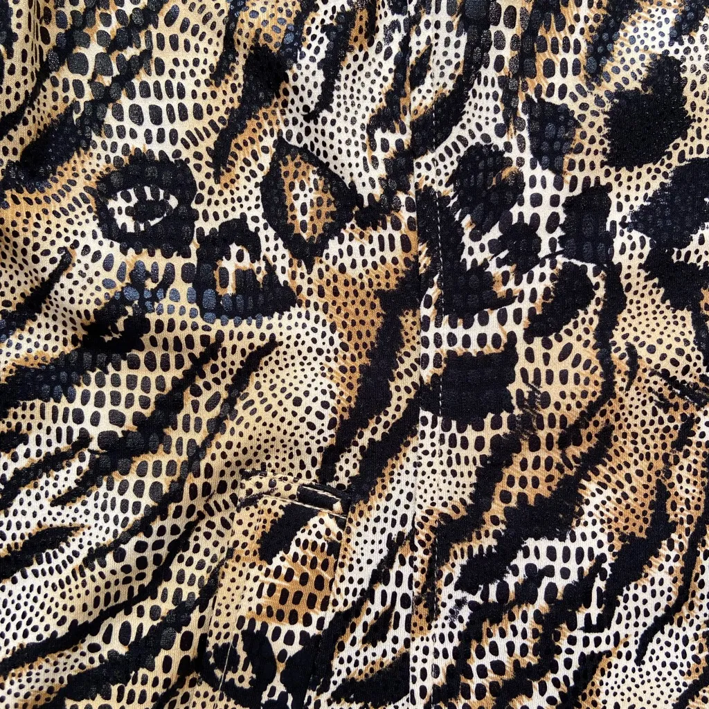 Mika & Milan Animal Print Zip up Women’s Jacket, Size Medium‎ Brown - Image 4