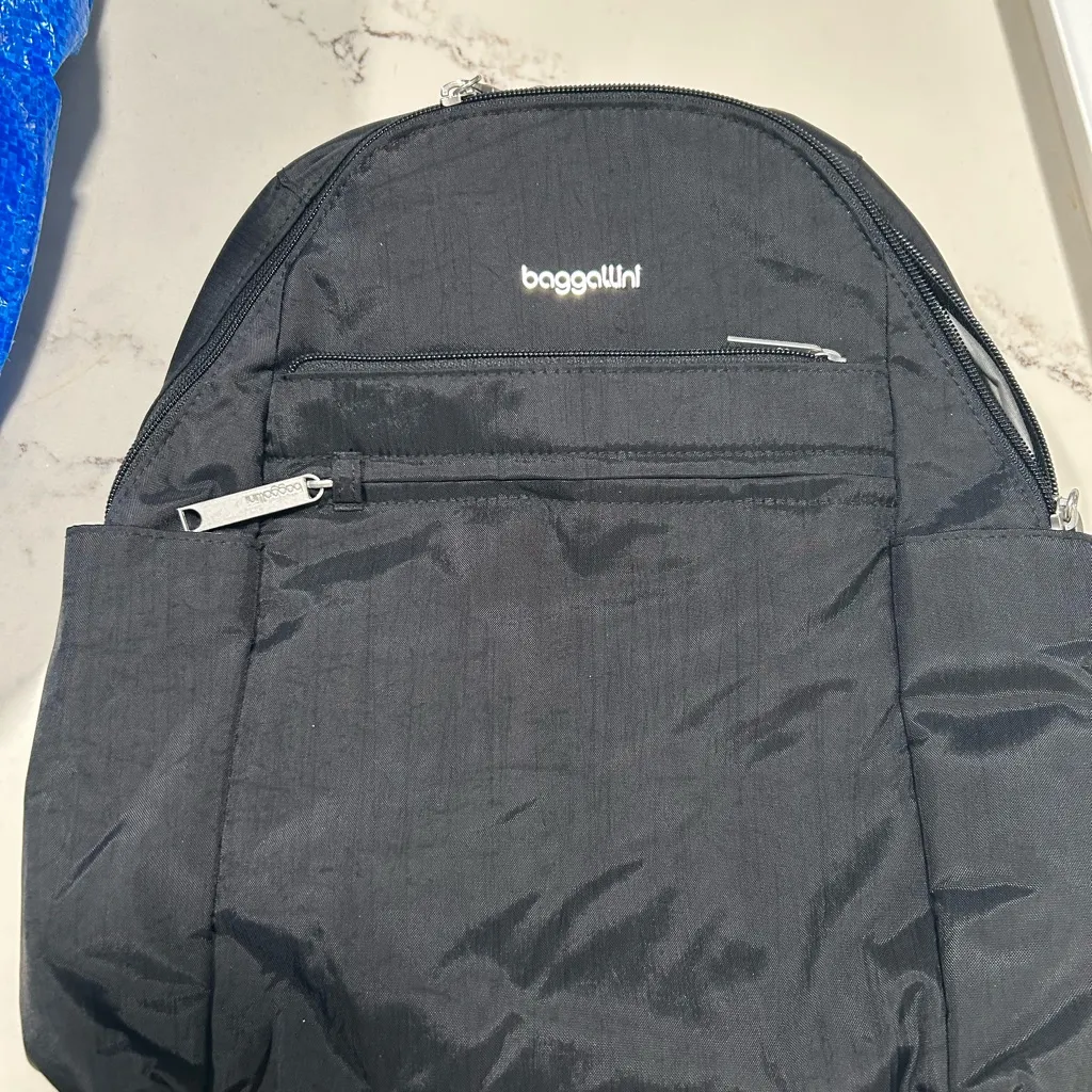 NEW Securtex Anti-theft Travel Backpack 10x13" Slash Resistant Daypack RFID $120 - Image 9