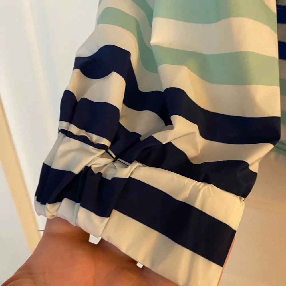 Hunter for Target Blue Stripe Half Zip Pullover with Hood, Size Extra Largre - Image 4